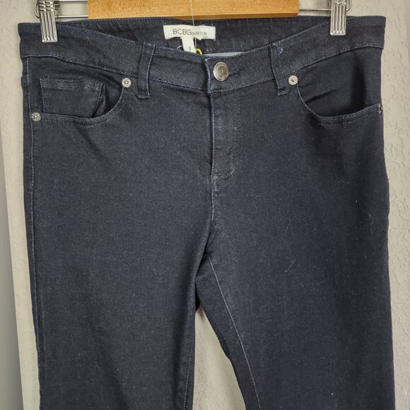 BCBGeneration Flared Dark Wash Blue Jeans Size 28 - Picture 8 of 13